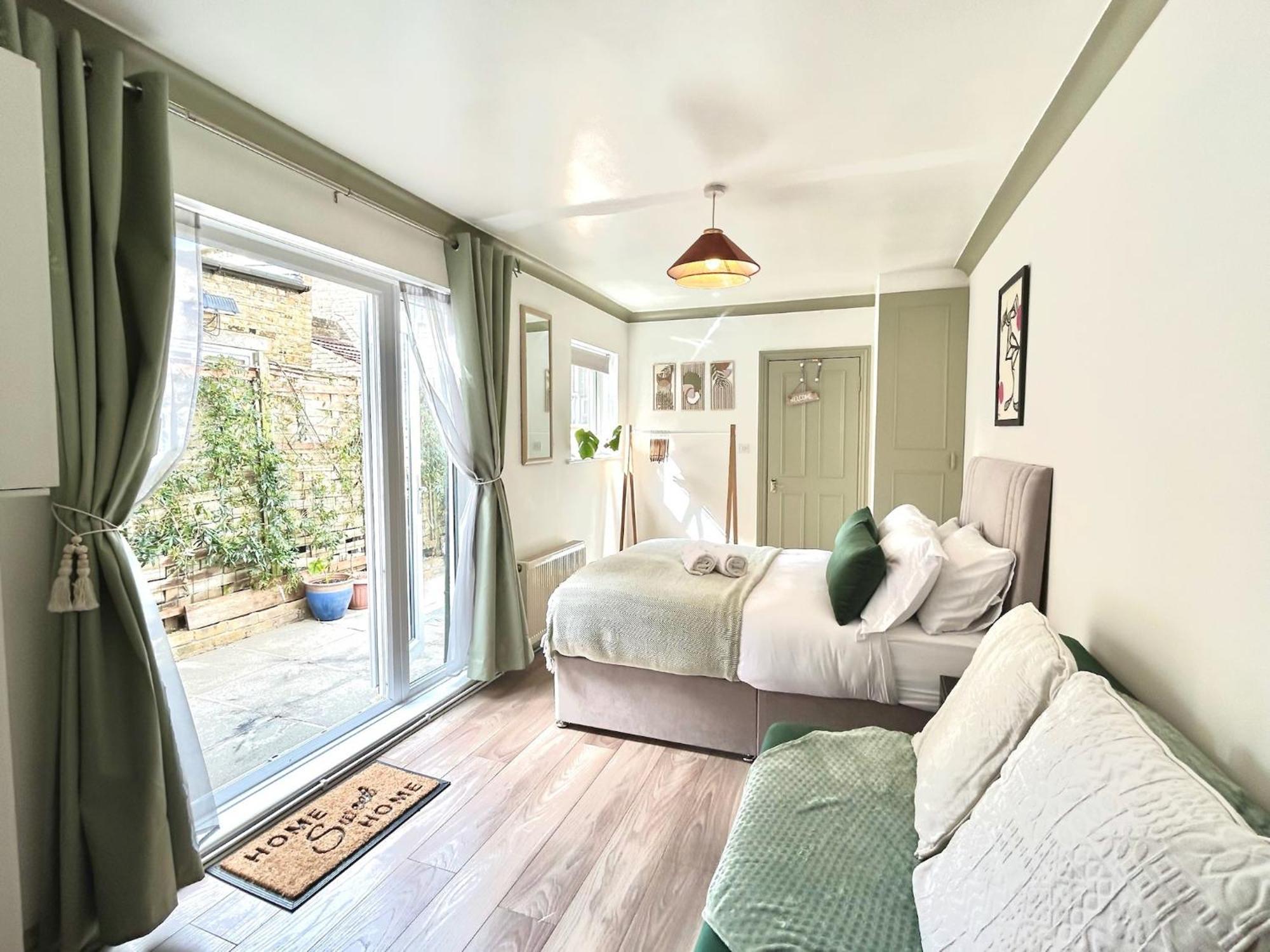Courtyard Oasis London